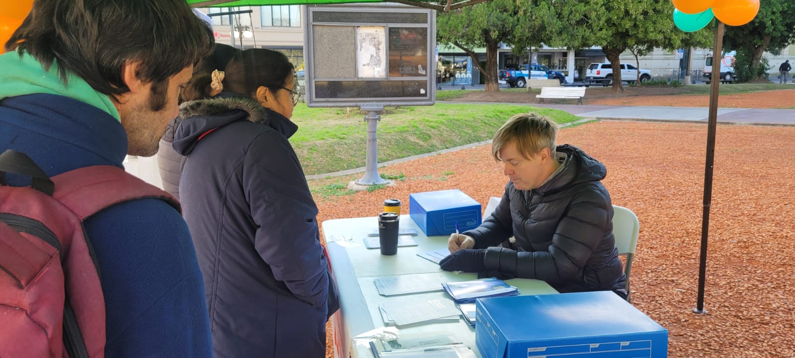 23 años: con la atención a vecinos y la entrega de información, la Defensoría celebró su aniversario