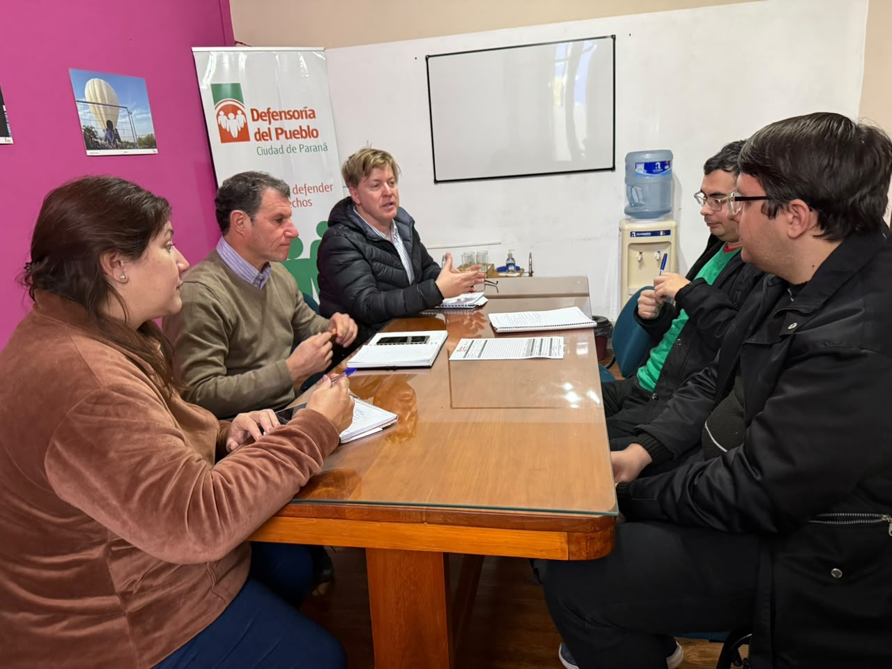 Se inicia el acuerdo de trabajo conjunto entre la Defensoría del Pueblo y la Facultad de Ingeniería de UNER
