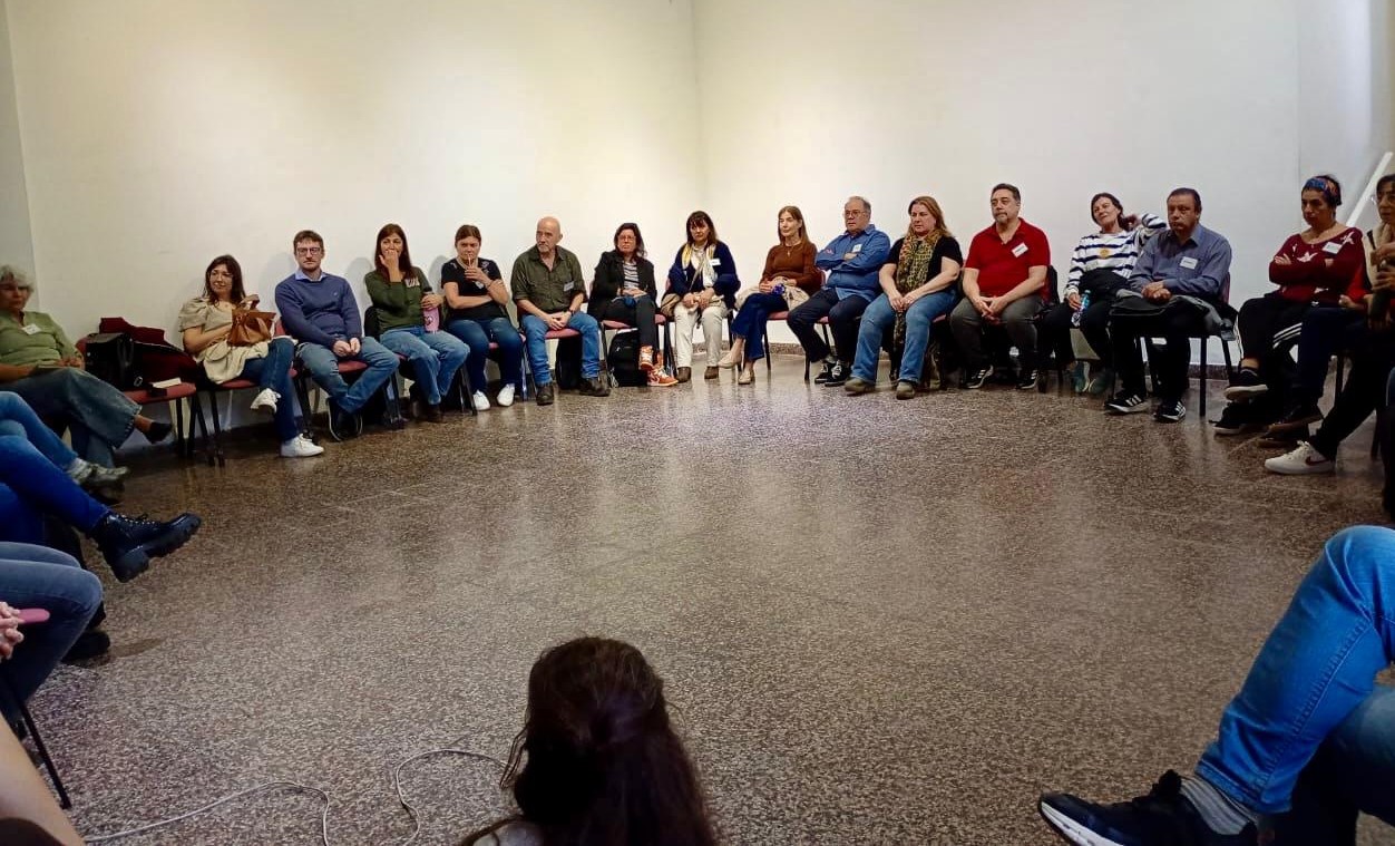 La Defensoría brindó una capacitación que reunió a más de 40 mediadores